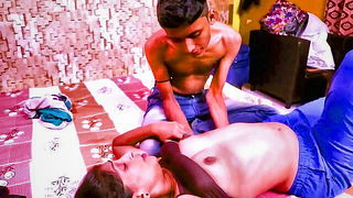 Desi MILF seduces teen boy - nude porn video