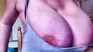 Chunky webcam babe huge saggy tits naked girls scene in HD