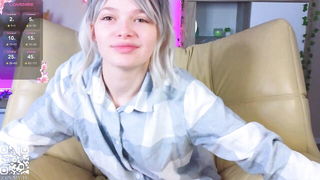 Gillian Hallman webcam striptease - nude porn video