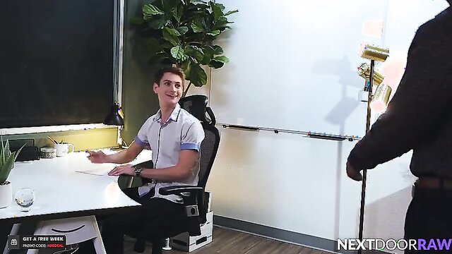 Gay porn - free HD nude video