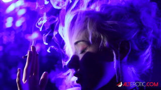 Kitty Quinn anal stretching naked girls scene in HD