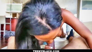 Yara Skye ebony teen closeup - nude porn video