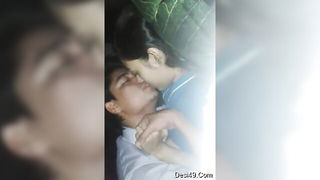 Passionate Desi Bedroom Kissing - nude porn video