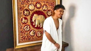 Filipino Model Gives Blowjob naked girls scene in HD