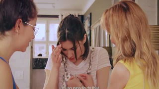 Curious threesome with Kelly Collins naked girls scene in HD